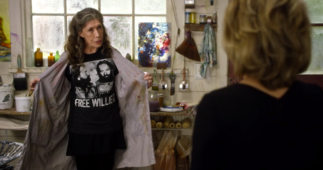 Grace and Frankie: Free Willie Nelson